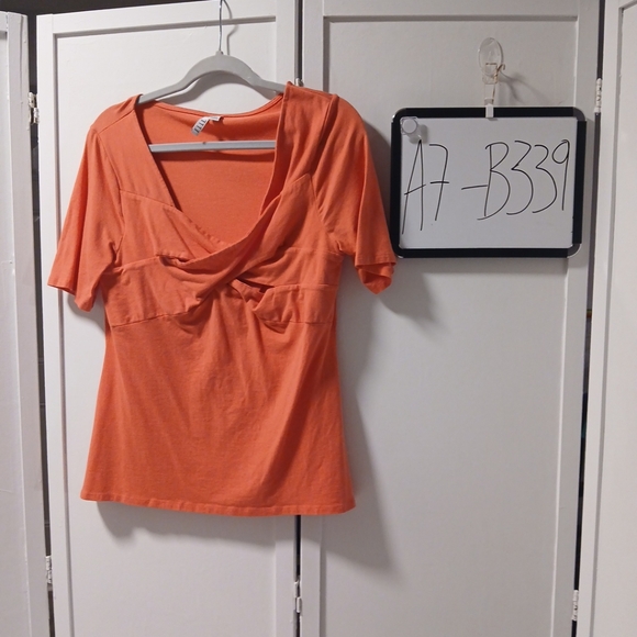 ELLE Crossover Short Sleeve Tee Rose of Sharon Women's Sz XL - Picture 11 of 11